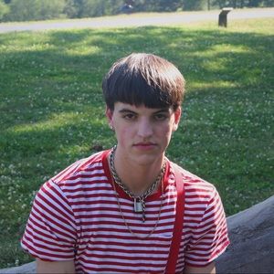 Meet your Posher, Ethan